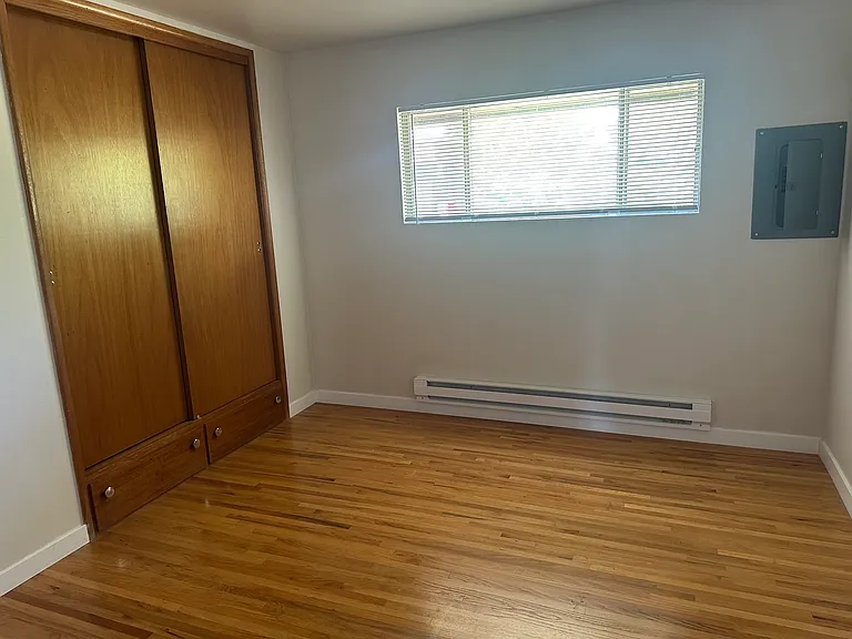 1503 Academy St — Photo 4