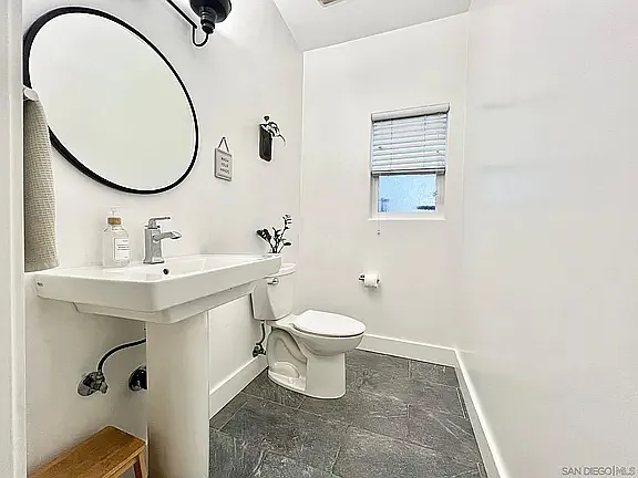 255 Elm Ave — Photo 11