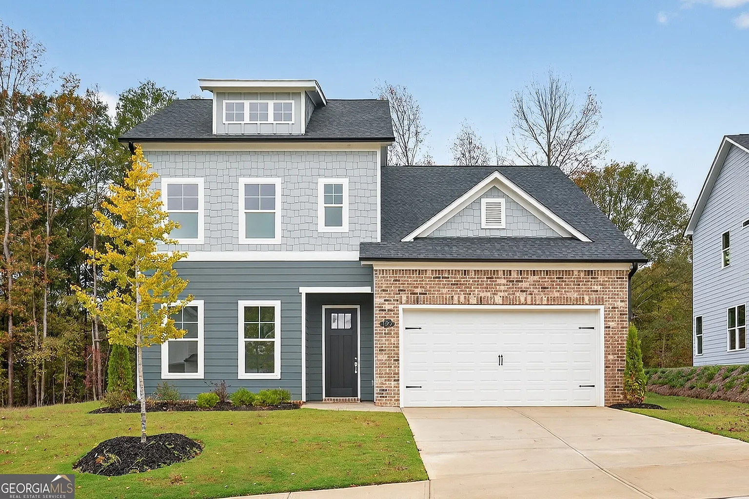 127 Crimson Feather Dr photo 1