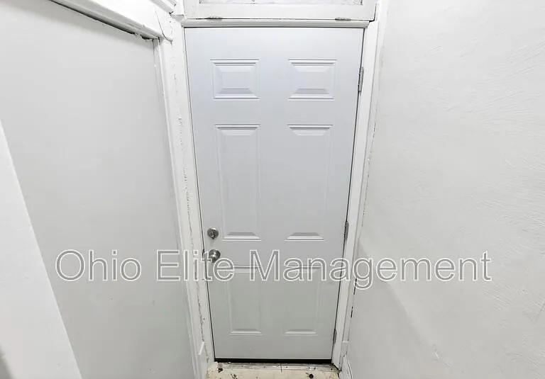 347 1/2 E Welch Ave — Photo 7