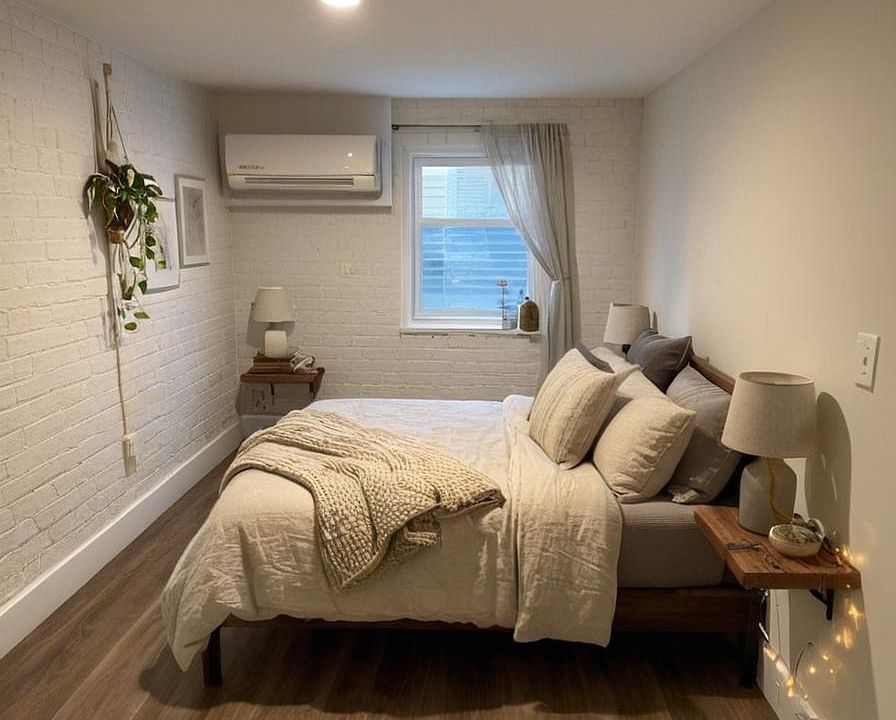 1st image of 3952 Commonwealth St #4