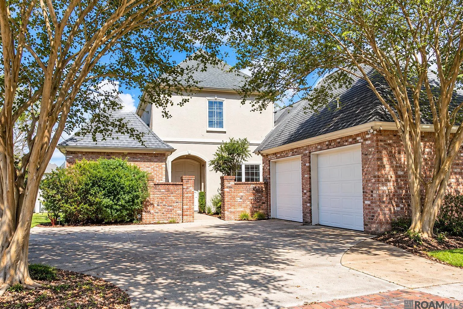 3 bed, 2712 sqft, $2,600 — Photo 1