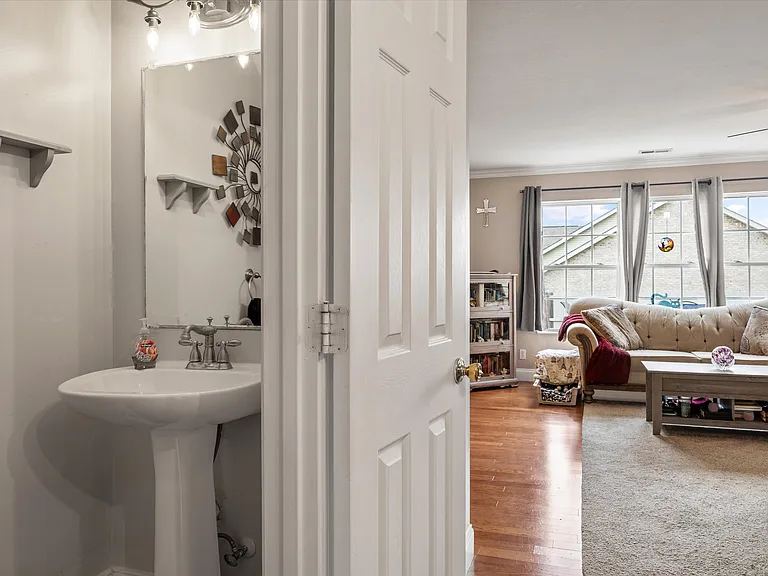 1110 Mercer Dr — Photo 17