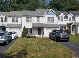 33 Innisbrook Ln, Coatesville, PA 19320