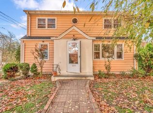 139 Woodmont Ave, Bridgeport, CT 06606