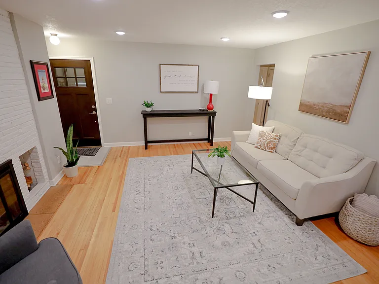 7033 Augsburg Ave S — Photo 4