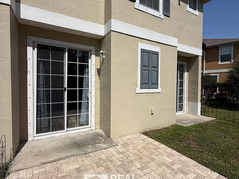 7624 Red Mill Cir — Photo 9