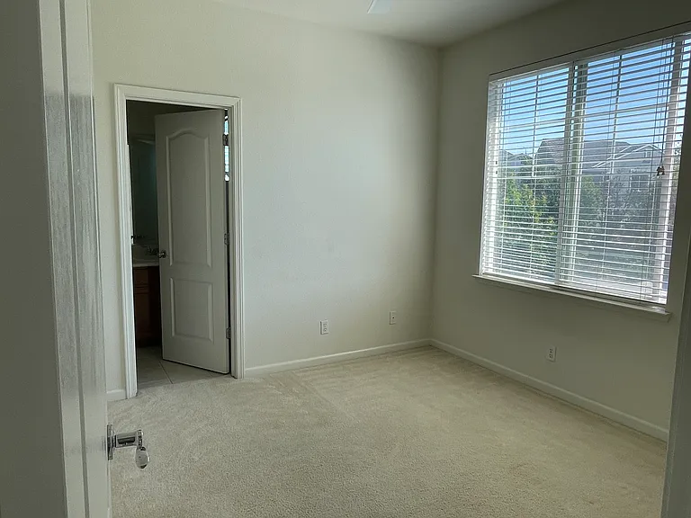Upstair Bedroom 3