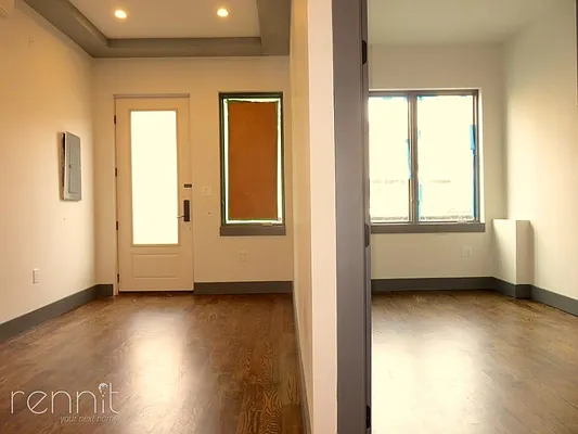 Rented by Rennit Inc. | media 55