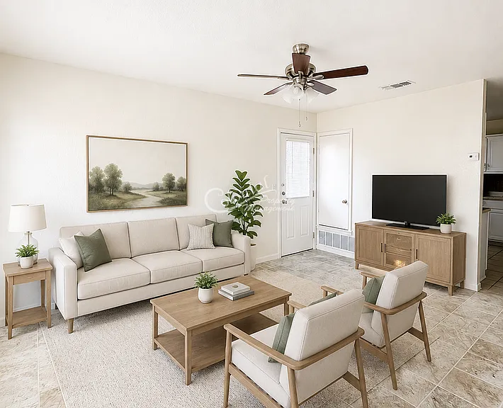 2806 Leroy Cir #B — Photo 2