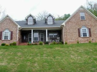 1127 Rip Steele Rd, Columbia, TN 38401