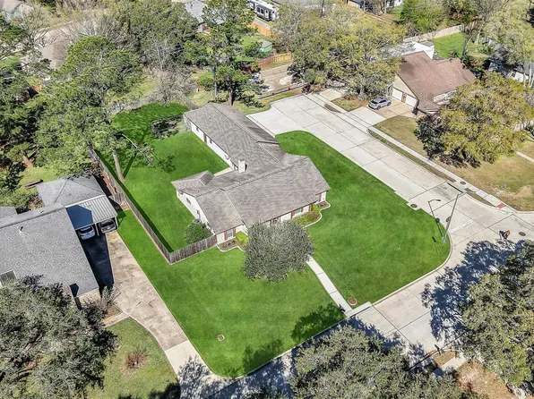 2715 Patna Dr, Katy, TX 77493