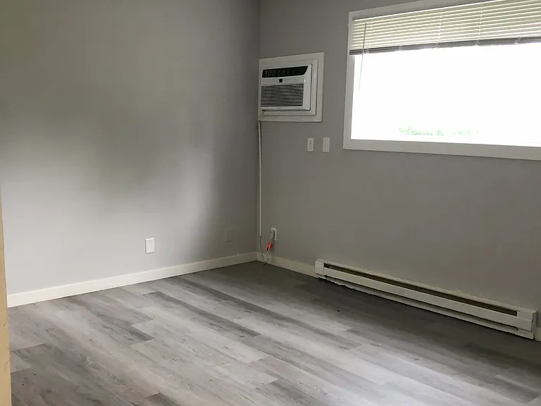 160 North St E #5 — Photo 5
