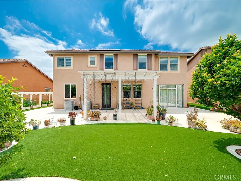5676 Avocet Dr — Photo 3
