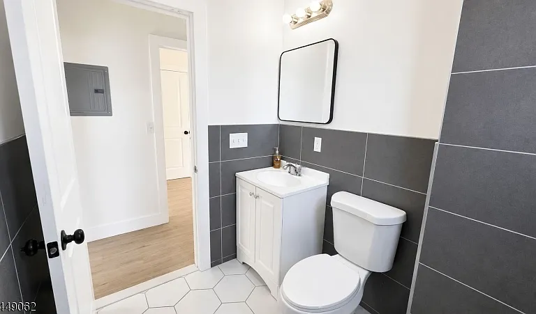 223 Munn Ave #2L — Photo 13