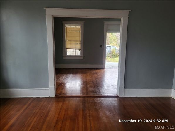 montgomery-alabama-72789335 picture