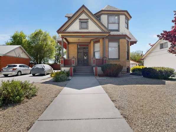 1117 8th St, Las Vegas, NM 87701