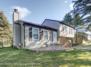 2507 Artisan Dr, Lansing, MI 48910
