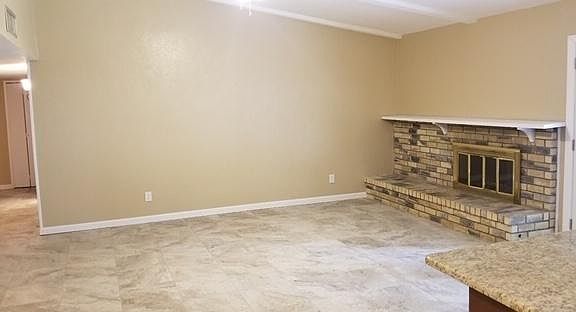 3rd image of 2027 Crestover Cir