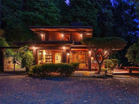 3rd image of 939 Khenipsen Rd