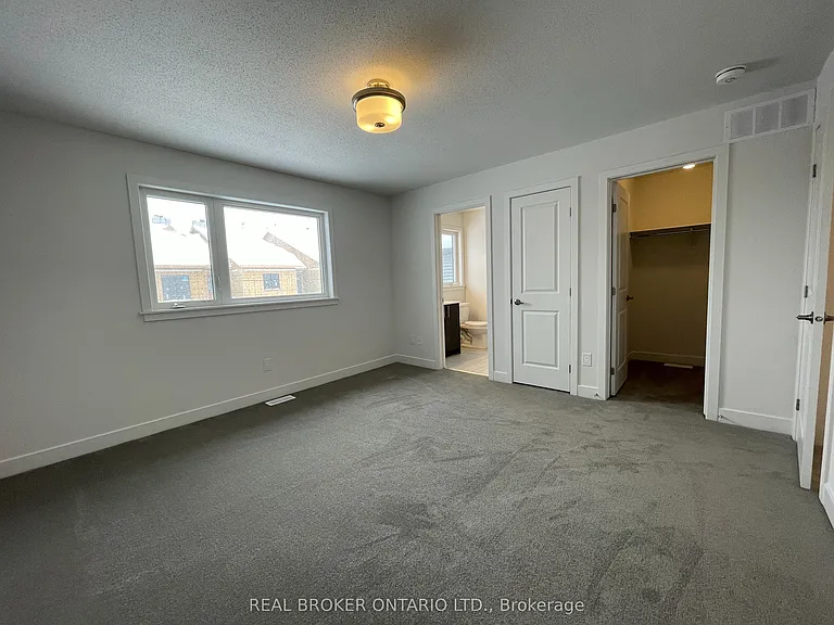 882 Solarium Ave — Photo 18
