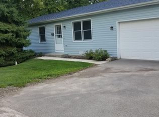 35745 N Laurel Ave, Ingleside, IL 60041