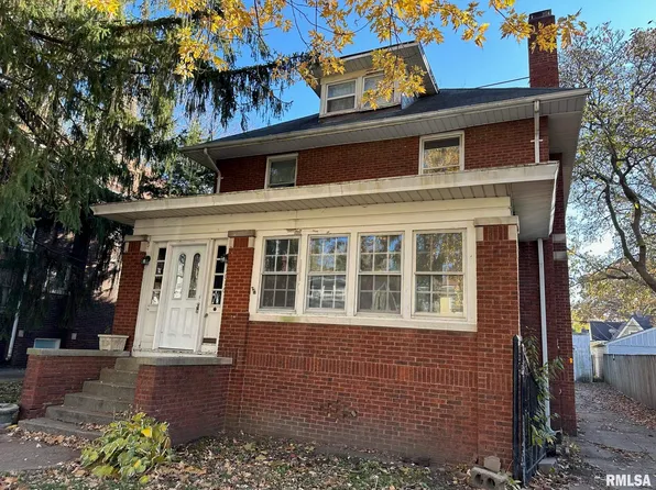 1616 W Barker Ave, Peoria, IL 61606