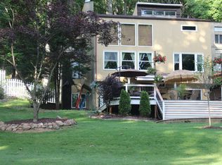 6 Caveswood Ln, Owings Mills, MD 21117