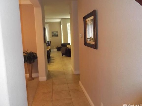 5th image of 10052 Capetown Ln