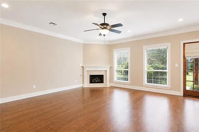 3 bed, 2.0 bath, 2261 sqft, $3,100 — Photo 4