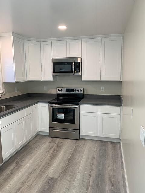1st image of 853 W Hacienda Ave