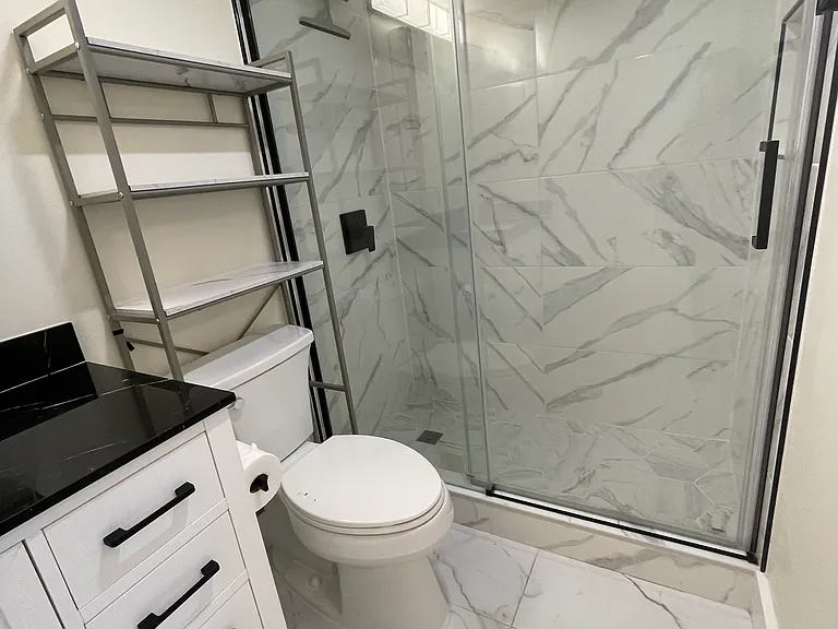2811 N Oakland Forest Dr #102 — Photo 15