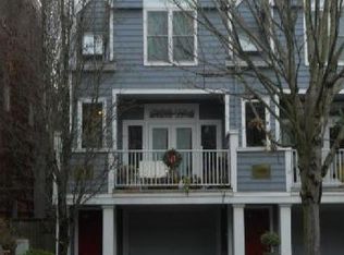 2529 NW Thurman St, Portland, OR 97210