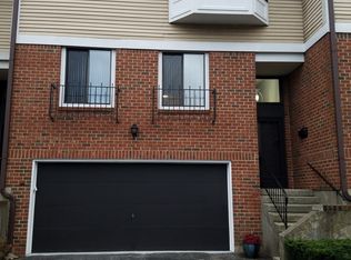 9625 Laramie Ave #1, Skokie, IL 60077