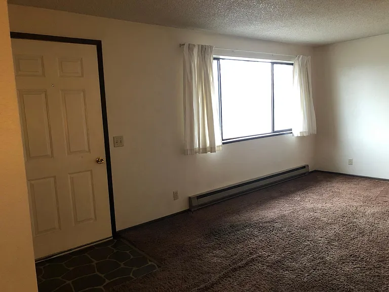 136 W Cora Ave — Photo 20