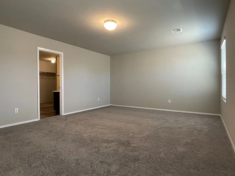 1829 Jack Rabbit Ln — Photo 6