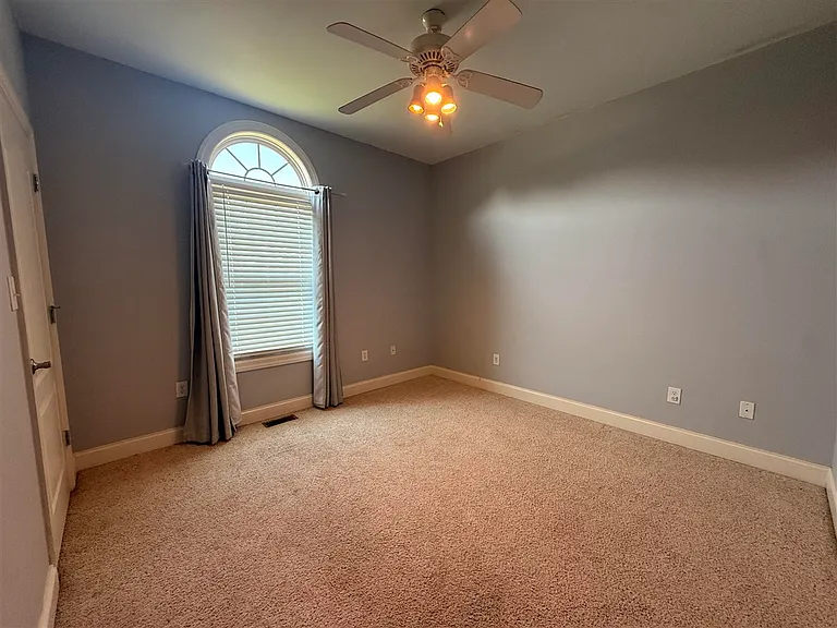 1826 Bellshire Way — Photo 6