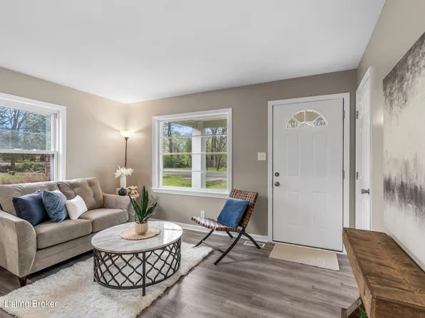 610 Fenley Ave, Lyndon, KY 40222