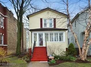 1214 Darrow Ave, Evanston, IL 60202