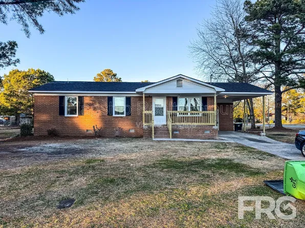 530 Hillcrest Ave, Winterville, NC 28590