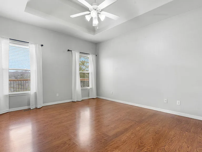 852 Silvercliff Way — Photo 53