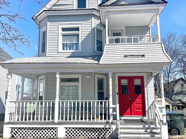 23 Parkwood St, Springfield, MA 01108