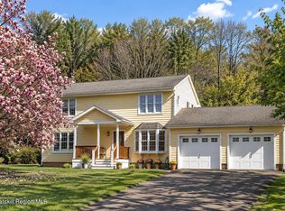 17 Jennifer Lane, Hudson, NY 12534