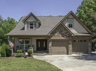 8423 Pine Ridge Rd, Ooltewah, TN 37363