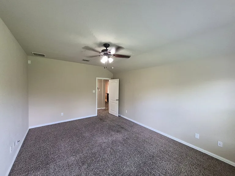 8915 Audubon Park — Photo 35