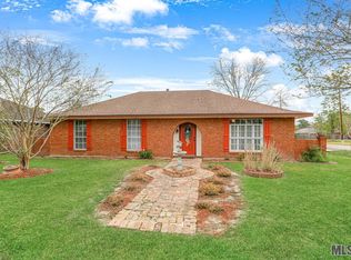 11219 Triche Rd, Gonzales, LA 70737