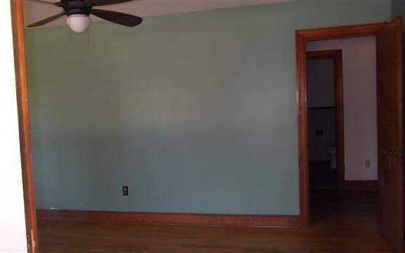 2nd image of 5107 Victoria Ave
