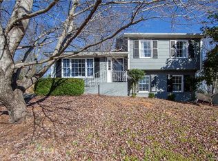 1036 McLaughlin Dr, Charlotte, NC 28212