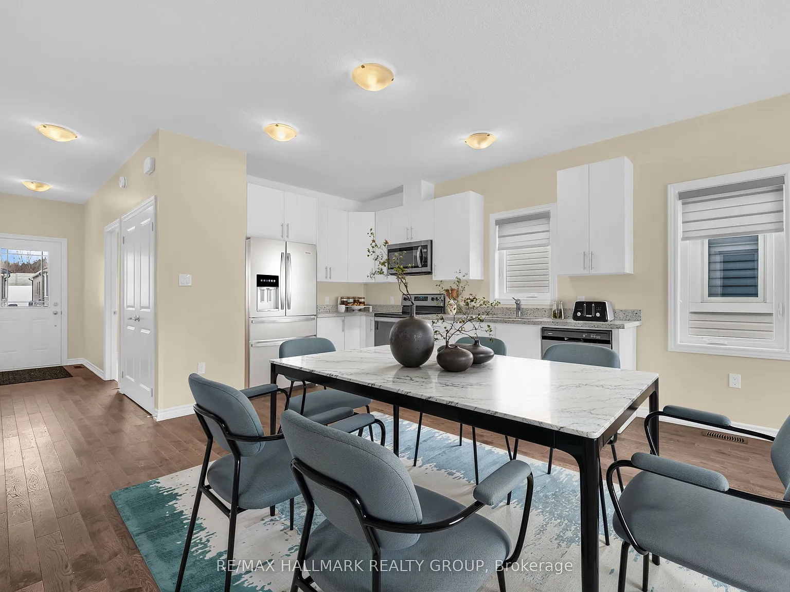 2 bed, $2,400 — Photo 4