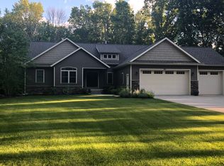 8059 Kraft Ave SE, Caledonia, MI 49316